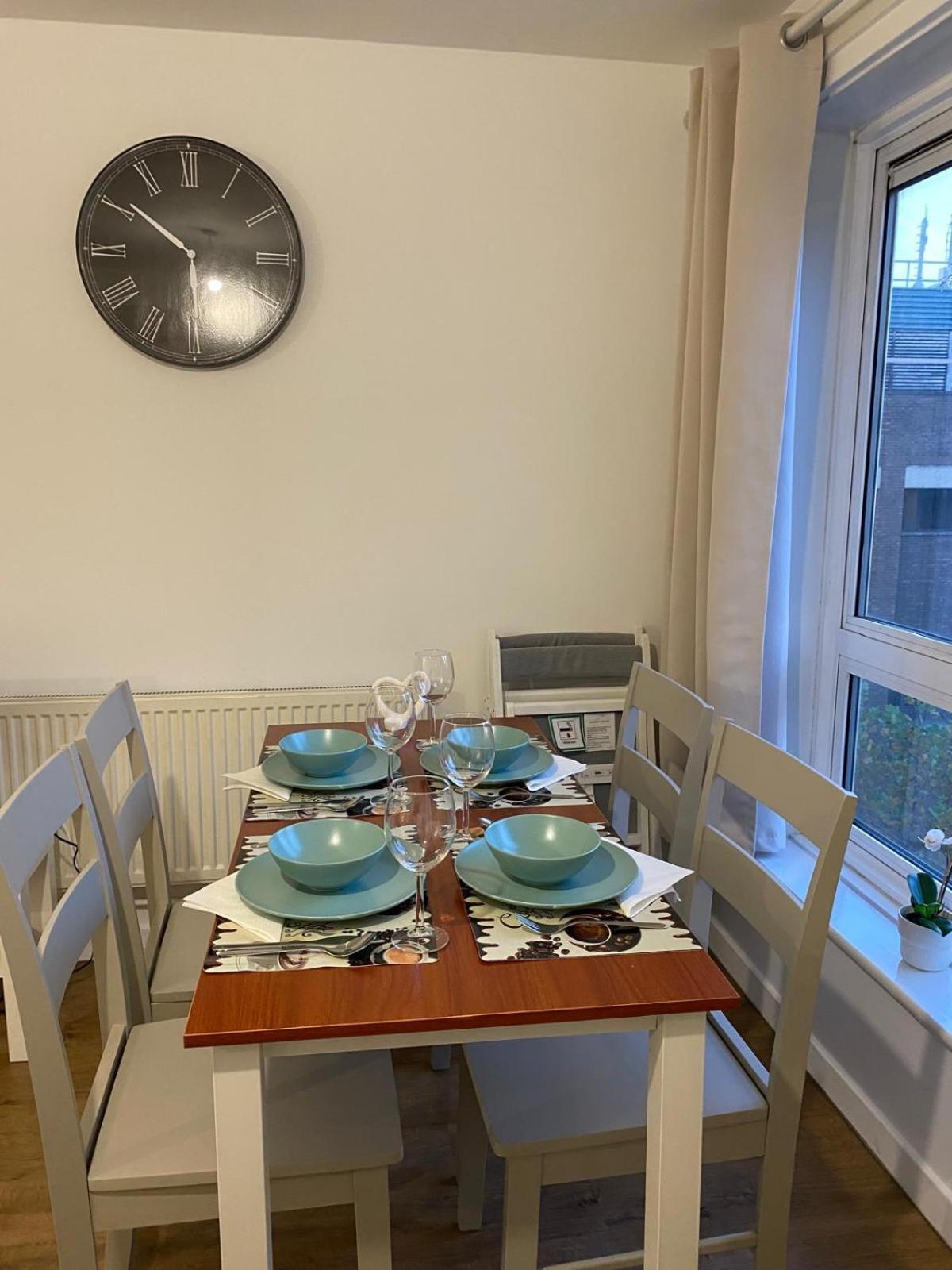 Modern Entire Apartment In Kings Cross St Pancras London Exterior foto